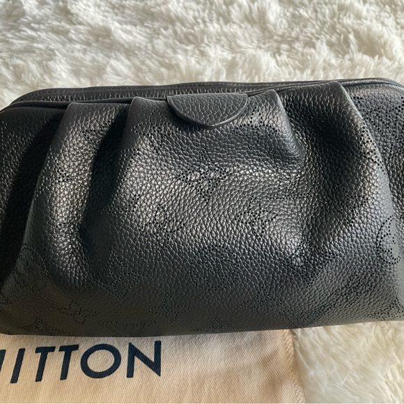 Louis Vuitton Black Mahina Scala Mini Pouch - Picture 2 of 8